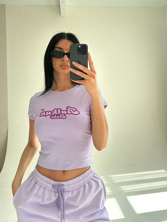 Balkan Babe Shirt Lila